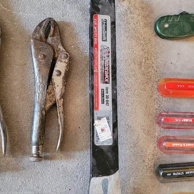 Tool Lot with Vise Grips, Multiple Screwdriver Types, Utility Bar & Mallet