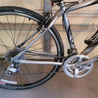 TREK Multitrack 7200