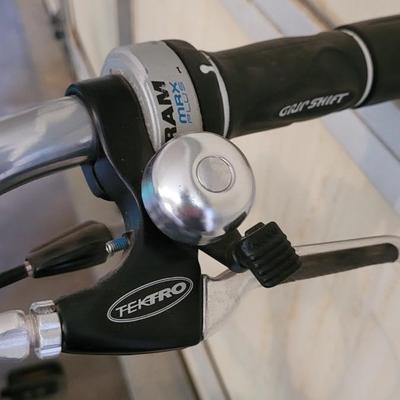 TREK Multitrack 7200