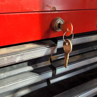 Husky Mobile Tool Chest with Keys