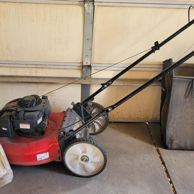 Yard Machine 550 EX with Collection Bag and Owners Manual