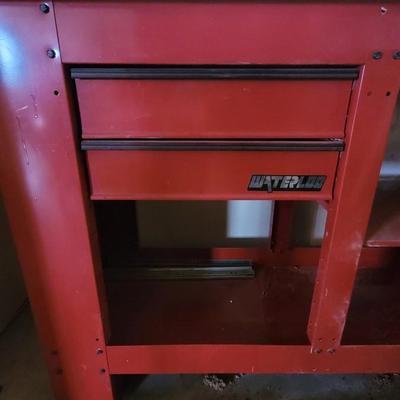 Workbench with Powered Backwall