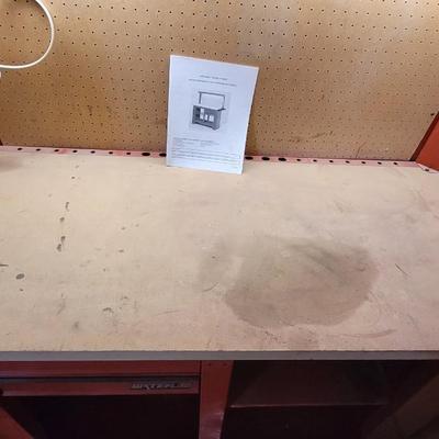 Workbench with Powered Backwall