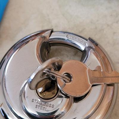 (6) Locks with Keys & Combinations