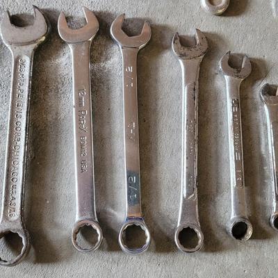 Wrenches and Sockets lot