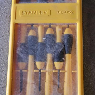 STANLEY Screwdrivers and Tape Measure