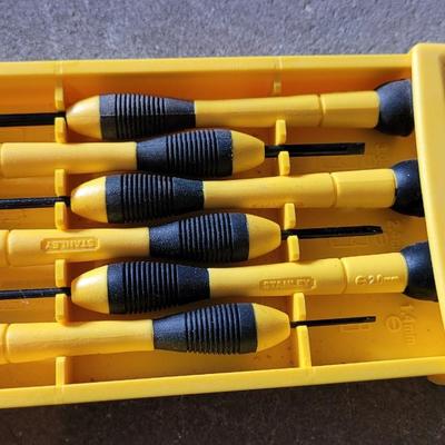 STANLEY Screwdrivers and Tape Measure