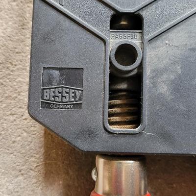 Bessy Variable Angle Snap Clamp