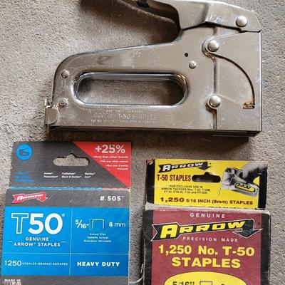 Staple Gun and Staples