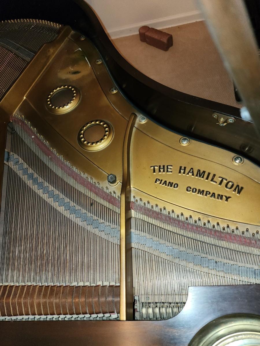 Baby Grand Piano by The Hamilton Company | EstateSales.org