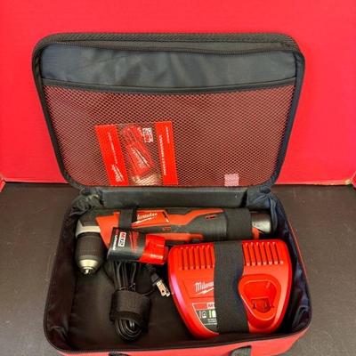 Lot 919 Milwaukee Cordless 3/8â€ Right angle drill