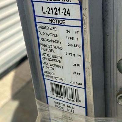 Lot 881, Louisville, 24 foot extension ladder