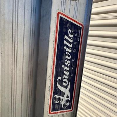 Lot 881, Louisville, 24 foot extension ladder