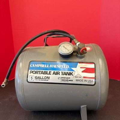 Lot 925 portable air tank