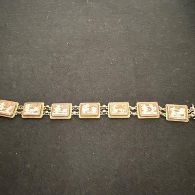 Lot 1017 vintage Lapis necklace and cameo bracelet