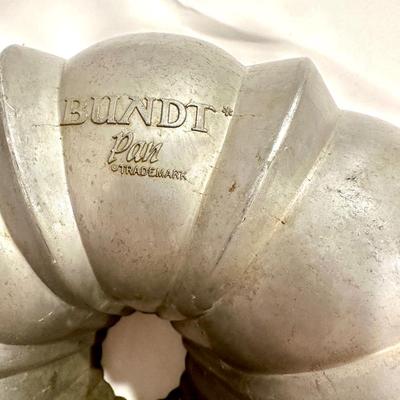 Vintage Authentic Bundt Brand Fluted Tube Cake Pan