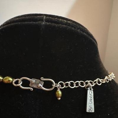 Lot 28 vintage camenae necklace