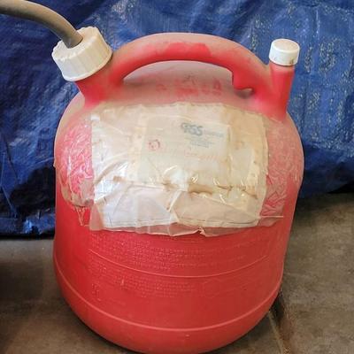 2 Gallon & 2.5 Gallon Gas Cans