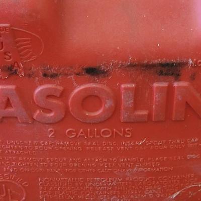 2 Gallon & 2.5 Gallon Gas Cans