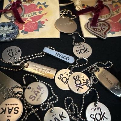 Lot 1034 variety of trinkets