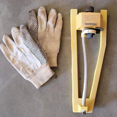 Sprinkler & Gardening Gloves