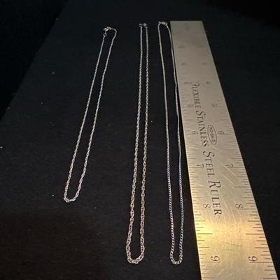 Lot 1038 sterling chains