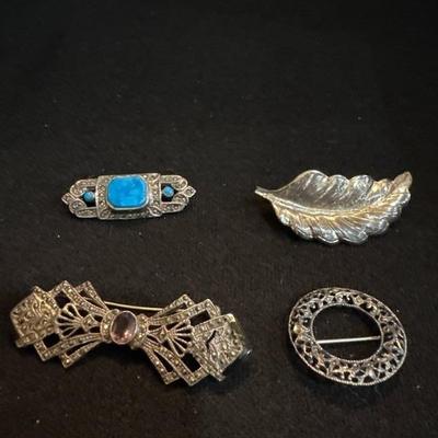 Lot 1041 sterling brooches/pins