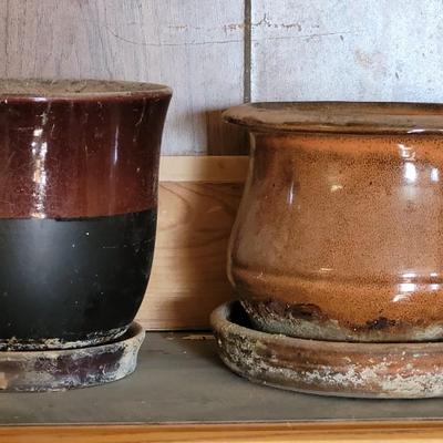 Brown & Black Planters