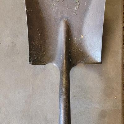 Ridgid Flathead Shovel