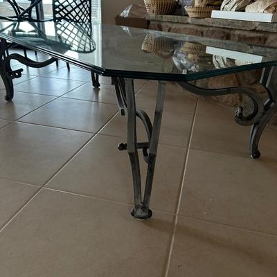 Lot 267 Glass coffee Table