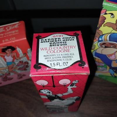 VINTAGE ROLLING ROLLER SKATE "ZANY" COLOGNE-GORILLA BUBBLE BATH-BARBER SHOP BRUSH