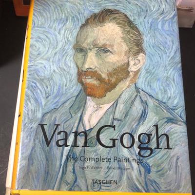 LOT 23D: Vintage Art & Artist Books - Van Gogh, Georgia O'Keeffe, Sculpture & More