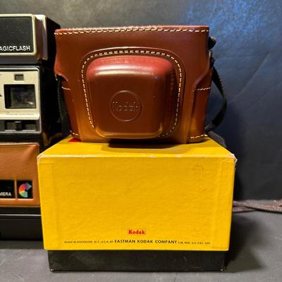 LOT 51: Vintage Cameras - Polaroid One Step, Kodak Signet 40 & More