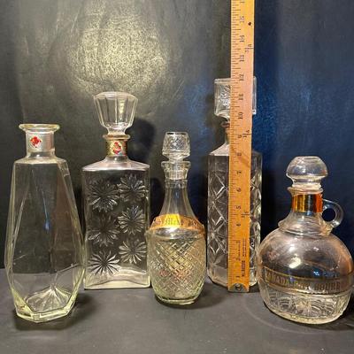 LOT 55L: Vintage Clear Glass Liquor & Wine Bottles