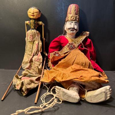 LOT 79L: Marionette, Hand & Stick Puppets