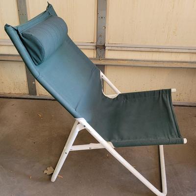 Folding Lounge Chair