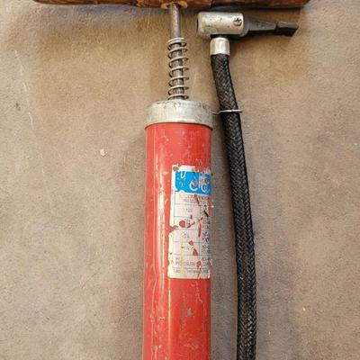 Air Pump and Needles