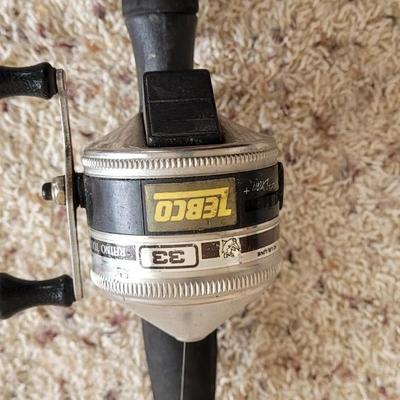 Rhino Kevlar Fishing Pole with Zebco Reel (B)