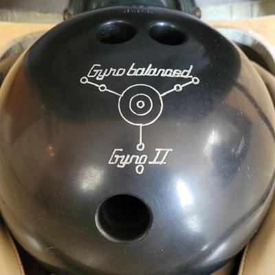 Gyro Balanced Bowling Ball, Bag, & Bowling Shoes