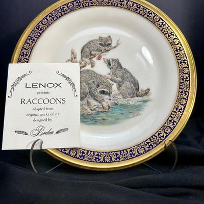 1973 â€œRaccoonsâ€ Lenox Limited Edition from the Boehm Woodland Wildlife Collection