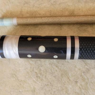 Pool Stick with Mother of Pearl Design &Case