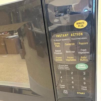 Lot 1180 sharp carousel microwave
