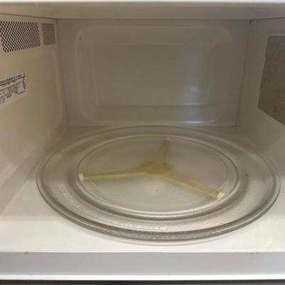 Lot 1180 sharp carousel microwave