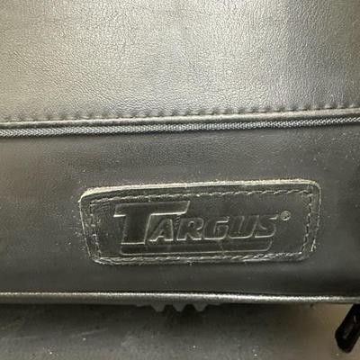 Lot 1182 computer bags