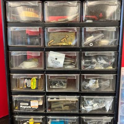 Lot 1138 miscellaneous hardware