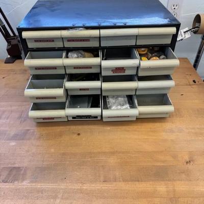 lot 1166 metal hardware