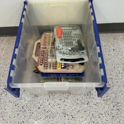 lot 1177 power drill accessories with plastic container