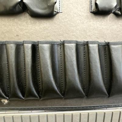 Lot 1194 gear case