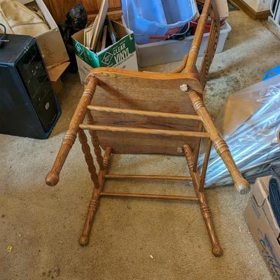 Solid Oak Dining Table, 6 chairs, 2-18" leaves