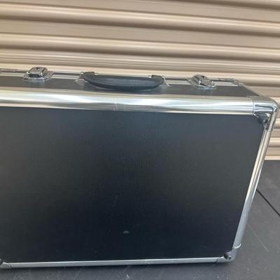 Lot 1195 Gear case
